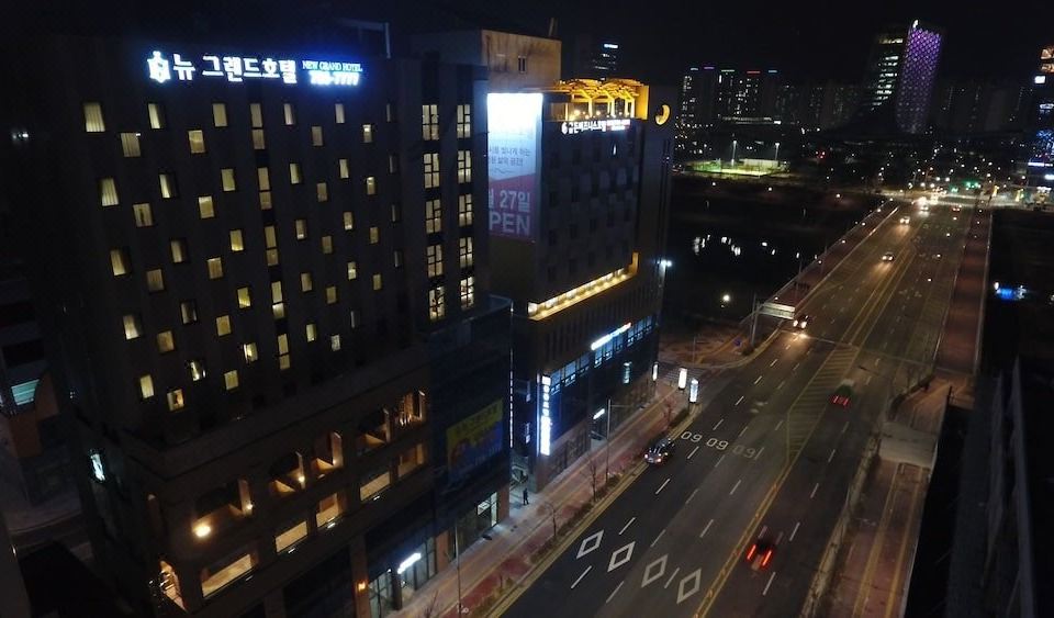 2. 뉴그랜드호텔..