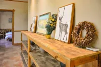 Huaying Homestay Hotels in Laishui