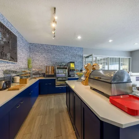 AmericInn by Wyndham Duluth