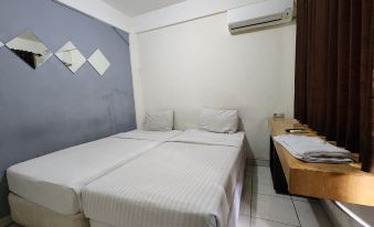 OYO 1699 Verona Residence