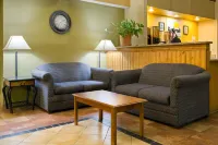 Days Inn by Wyndham Clinton - Wifi