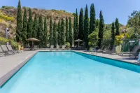 Days Inn by Wyndham San Diego Hotel Circle - Pools
