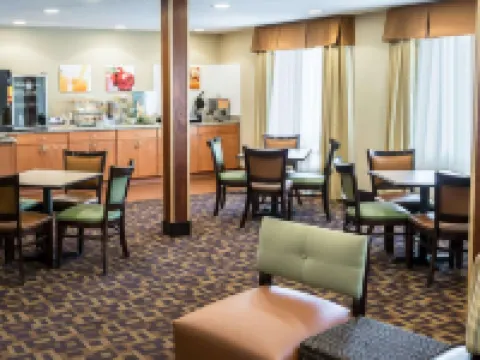 Quality Inn Chesterton Near Indiana Dunes National Park I-94 Hotels in Chesterton