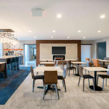 La Quinta Inn & Suites by Wyndham Montgomery