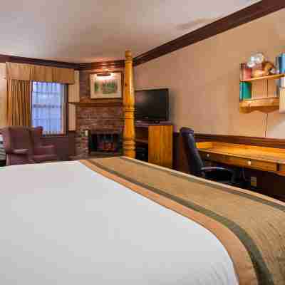 Best Western Fireside Inn Rooms