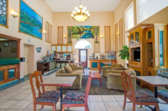 Travelodge by Wyndham Bishop