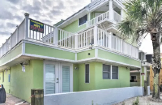 '漂流木海灘套房' - 步行至克利爾沃特海灘