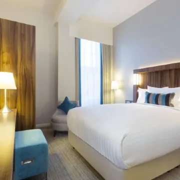 Courtyard by Marriott Edinburgh Отели рядом с достопримечательностью «Эдинбург Олд Таун»