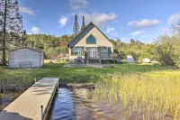 Hurley Lakefront Hideaway w/ Fire Pit & Dock! - Parkering