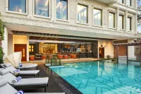 Radisson Blu Hotel & Suites GRT Chennai - Pools
