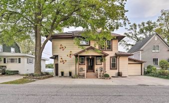 Spacious Algonac Home w/ St Clair River Views - Housity