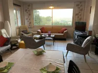 Bandol/Le Castellet Villa with Private Pool for 8 People