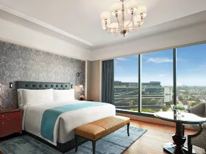 The Ritz-Carlton, Pune
