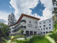 Hotel Strela by Mountain Hotels Hotels near Strelaberg