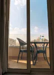 Sky Pyramids View Inn