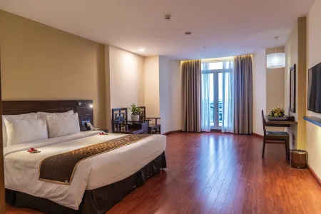 Sai Gon Phu Tho Hotel