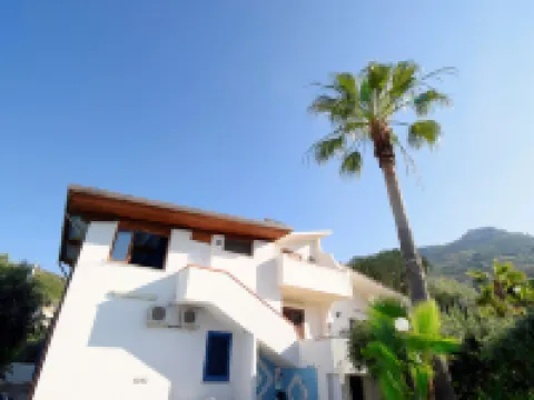 Le Palme Hotels in Valderice