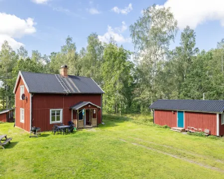 Mjöshult Hotels in Vastervik