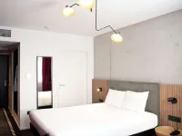Ibis Styles Lens Centre Gare Hotels in Lens