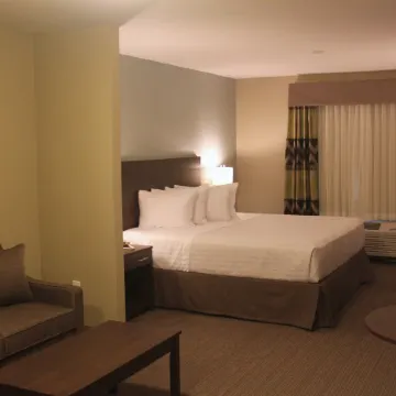 Meridian Inn & Suites Lloydminster