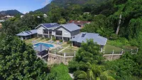 Bambous River Lodge - Parkplatz