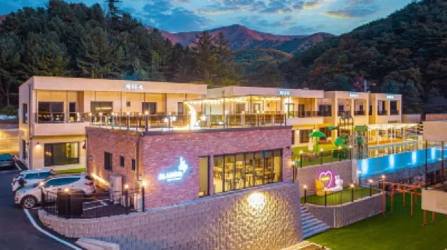 Gapyeong Thealadin Kids Poolvilla Hotels in 