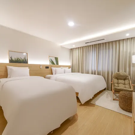 Jungseong Hotel Munhyeondong Busan Отели рядом с достопримечательностью «Улица ювелирных магазинов»