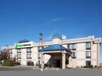 Holiday Inn Express & Suites Colby Các khách sạn ở Morgan