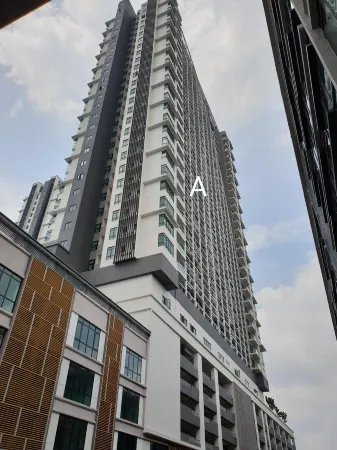 Alpine Conezion Golf View Netflix at IOI City Mall Отели рядом с достопримечательностью «Палм Гарден Голф Клаб»