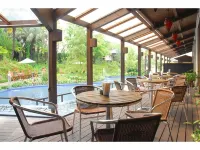 Old England Dogo Yamanote Hotel