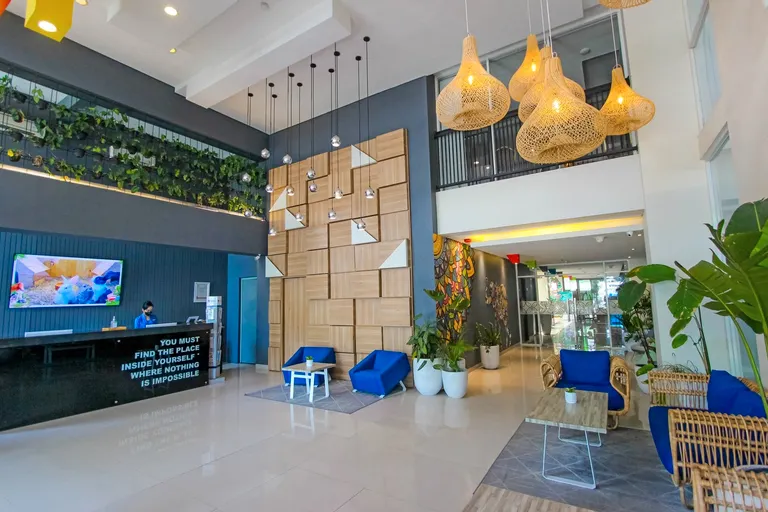 HOTEL FORTUNAGRANDE SETURAN YOGYAKARTA