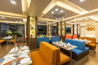The Vaishnodevi Sarovar Portico - Hot Tub
