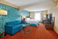 Fairfield Inn & Suites Toronto Airport - Airport Shuttle