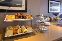 SureStay Plus Hotel by Best Western Tempe University