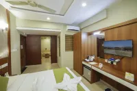 Sreepathi Indraprastha Hotels in Guruvayur