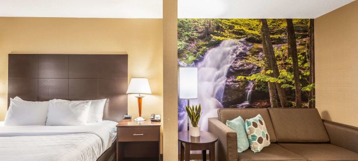 Clarion Pointe Harrisonburg Hotels in Harrisonburg