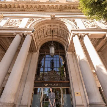 The Biltmore Los Angeles Отели рядом с достопримечательностью «Концертный зал Shrine Auditorium»