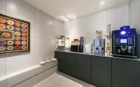 Changwon Brown Dot Hotel Palyong