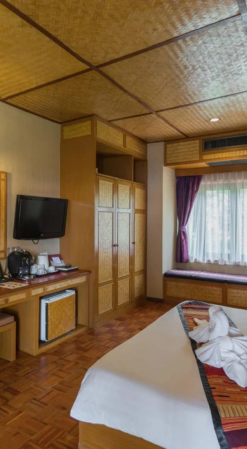 รูปภาพของCoral Hotel Bangsaphan โรงแรมบางสะพานคอรัล