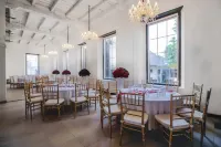 Petit Boutique Hotel Solo - breakfast