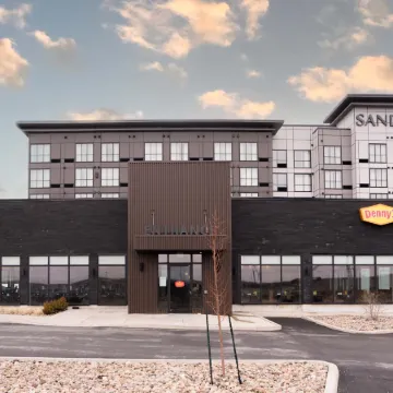 Sandman Signature Dartmouth Hotel & Suites