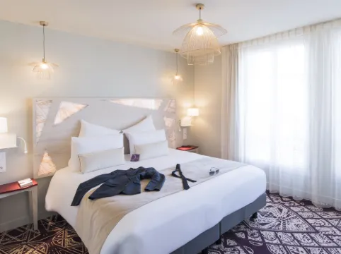 Hôtel Mercure Paris Pont de Levallois Neuilly