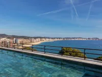 Bernadette Hotels in Calonge