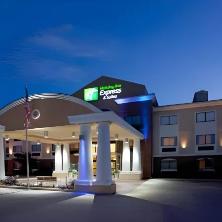 Holiday Inn Express & Suites ELGIN by IHG