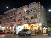 Thalia Deco City & Beach Hotel