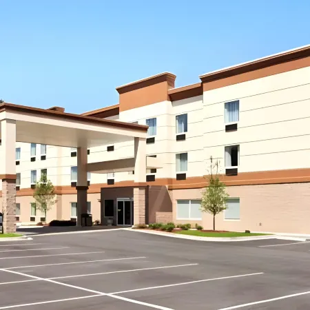 Baymont by Wyndham Savannah I-95