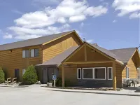 Super 8 by Wyndham Dubois Hotels in Dubois