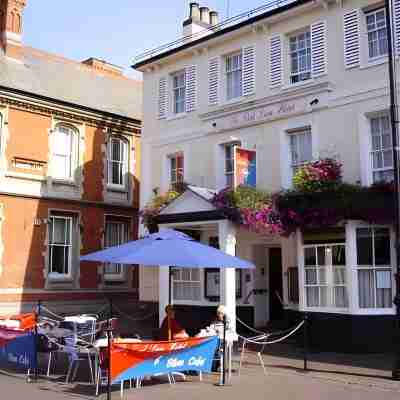 The Red Lion Hotel Hotel Exterior