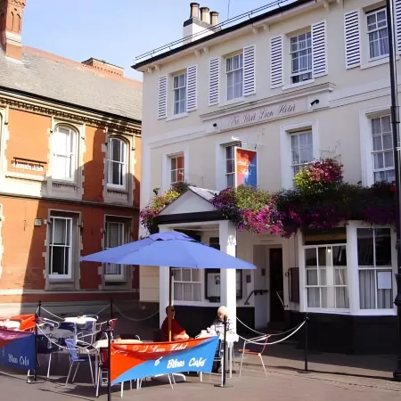The Red Lion Hotel