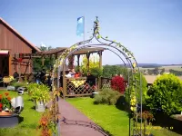 Hotel Neue Höhe فنادق في Neuklingenberg
